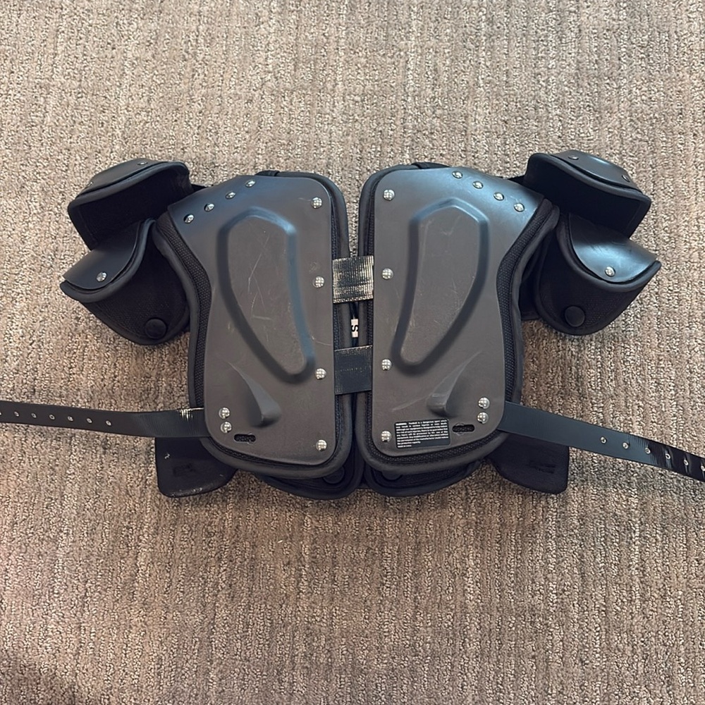 Xenith football pads size small used comes with backplate